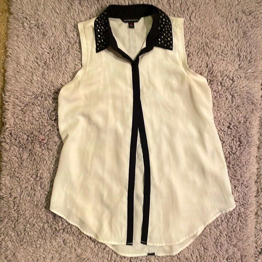 Rock and Republic Blouse.